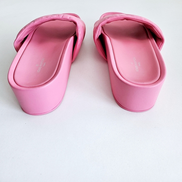 NWOT Louis Vuitton Pink Embossed Monogram Jumbo Flatform Mules - Size EU 38 - Picture 4 of 6